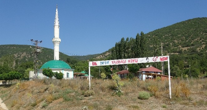 Özer’in bakanlığı cami hoparlöründen duyuruldu