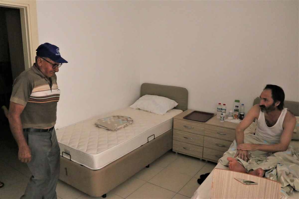 Yanarak hayatını kaybettiğini düşündüler, günler sonra gözyaşları içerisinde kavuştular