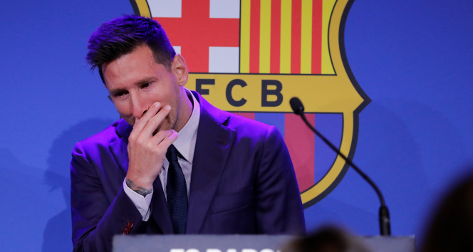 Lionel Messi, Barcelonaya göz yaşlarıyla veda etti