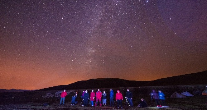 Giresun’da yaylalar yıldızlar altında fotoğraflandı
