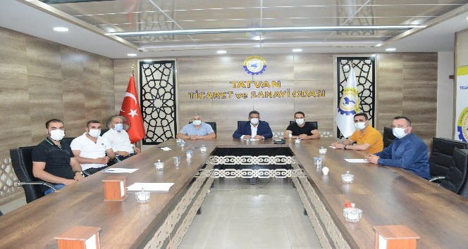 Tatvan’da düğün salonu işletmecileriyle toplantı düzelendi