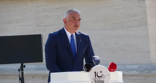 Bakan Ersoy: “Topraklarımıza düşen her ateş devletimizin gücü, milletimizin birlik ve beraberliği karşısında sönecek”