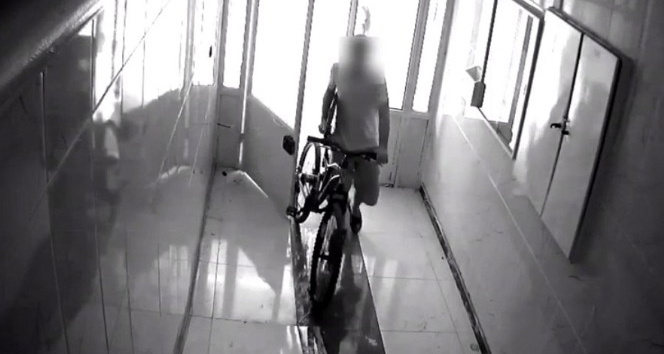 Osmaniye’de evlere dadanan hırsız yakayı ele verdi