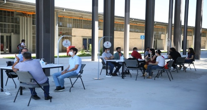 AGÜ Tanıtım ve Tercih Günlerine Büyük İlgi