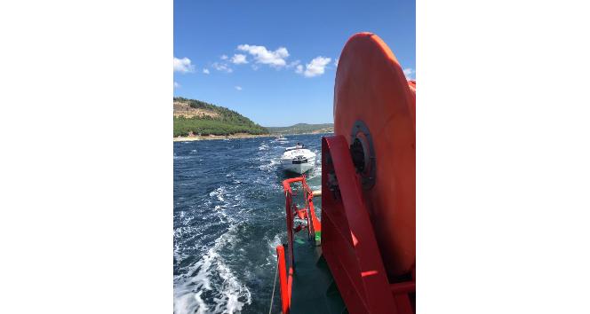 Çanakkale Boğazı’nda sürüklenen gemi kurtarıldı