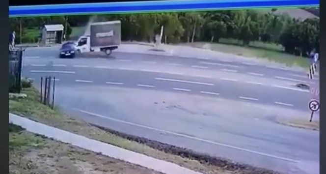 Çan’da kamyonet ile otomobil çarpıştı: 1 ölü