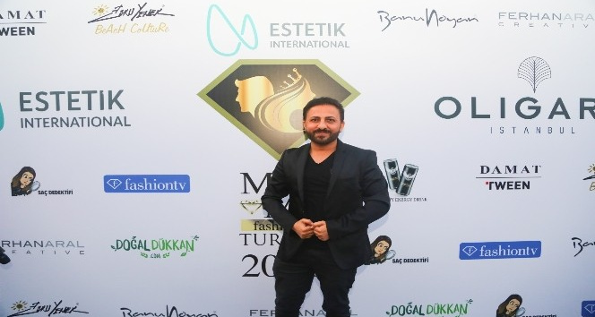 Rimena giyim tasarımcısı Dalmış’tan mezuniyet elbisesi seçimi tavsiyeleri