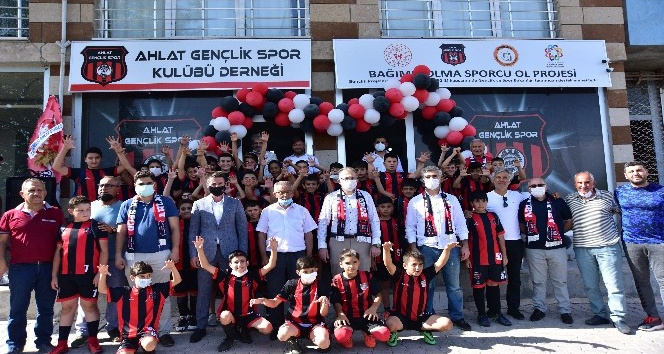 Ahlat Gençlik Spor Kulübü Derneği açıldı