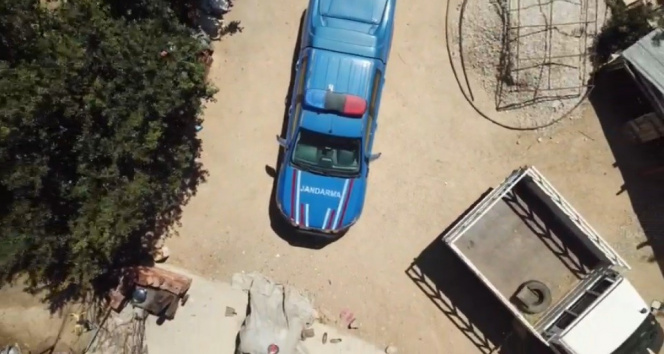 İzmirde drone destekli uyuşturucu operasyonu: 20 gözaltı