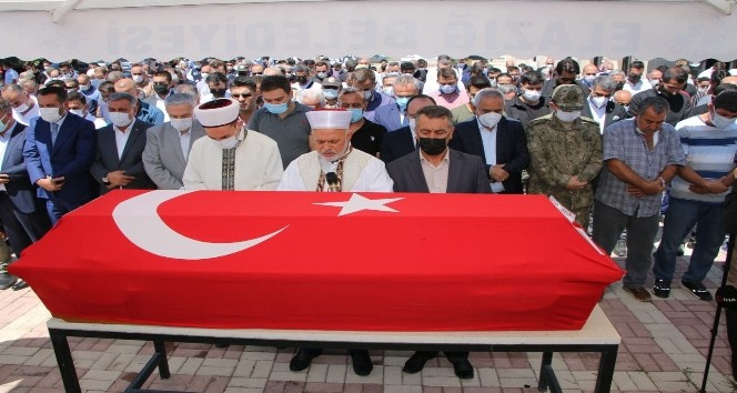 Uçak kazasında hayatını kaybeden Mirzaoğlu Elazığ’da son yolculuğuna uğurlandı