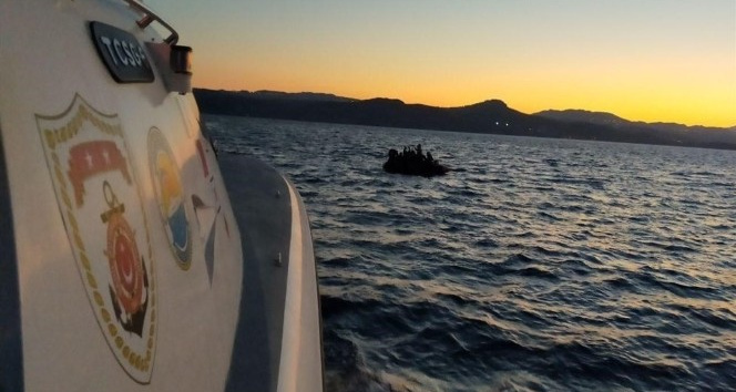 Yunanistan’ın ölüme ter ettiği düzensiz göçmenleri Türk askeri kurtardı