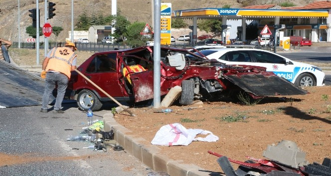 Yozgat’ta tır ile otomobil çarpıştı: 3 yaralı