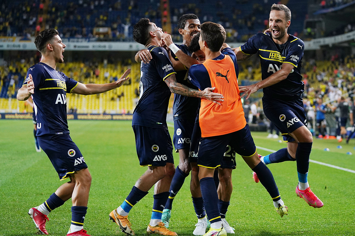 Fenerbahçe Avrupa&#039;ya galibiyetle başladı