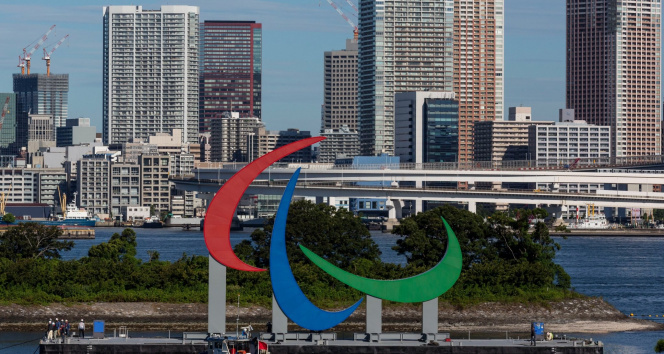 Dev paralimpik sembolü Tokyoda görücüye çıktı