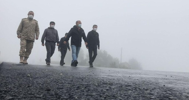 Vali’den Kabadüz-Çambaşı yolunda sabah denetimi