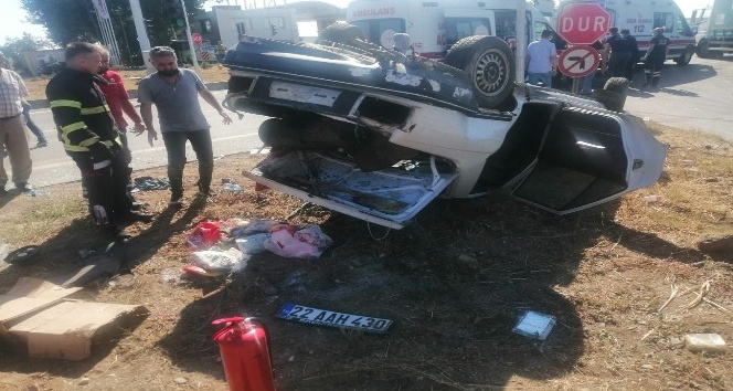 Kırklareli’nde kamyon ile otomobil çarpıştı 1’i çocuk 3 kişi yaralandı