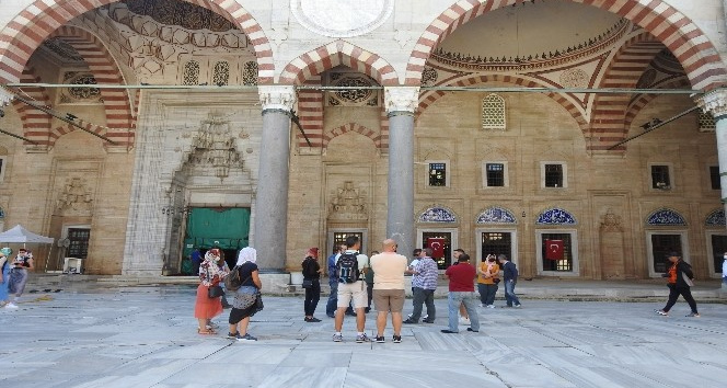 Turist rehberler, Selimiye’ye hayran kaldı