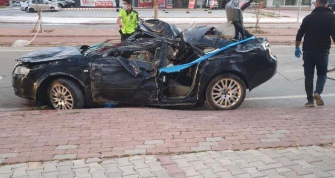 Konyada feci kaza! Otomobil takla attı: 3 ölü, 1 yaralı