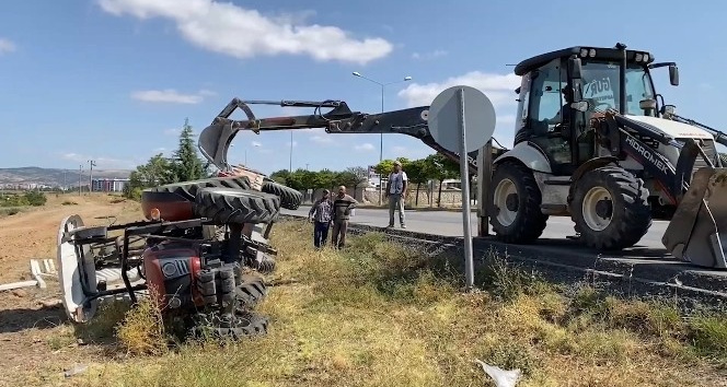 Kırıkkale’de traktör devrildi: 3 kardeş yara almadan kurtuldu