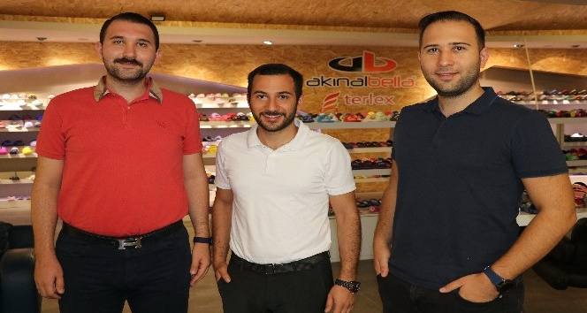 Akınalbella, terlikte dünya devlerine kafa tutuyor