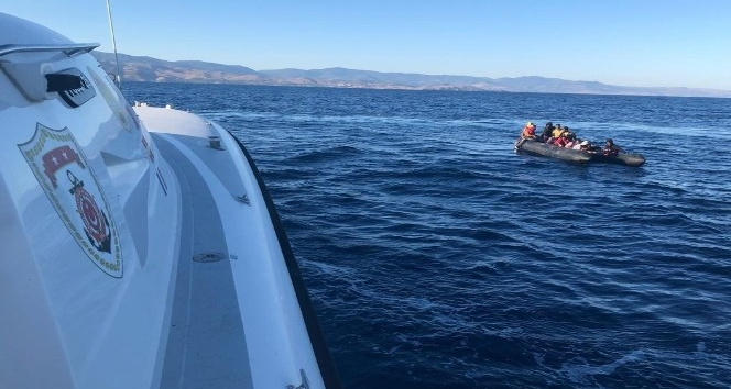 Yunanistan’ın ölüme terk ettiği 52 düzensiz göçmen kurtarıldı