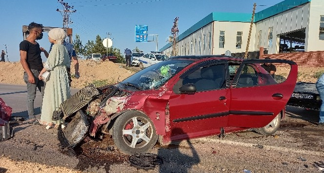 Kamyonet ile otomobil çarpıştı: 4 çocuk yaralı