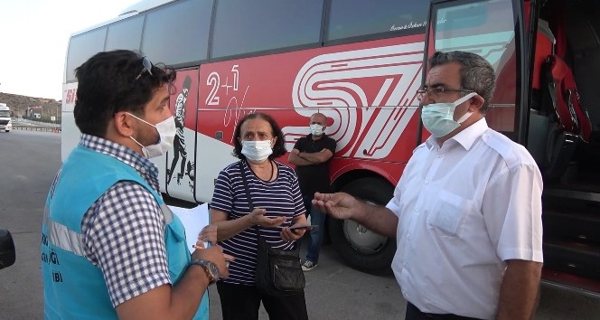 Covid-19 hastası kadını otobüse alan şoförün ’HES kodu’ bahanesi pes dedirtti: ’Elektrikler yoktu’