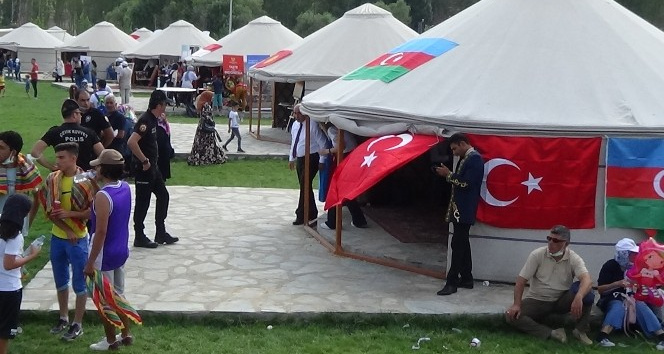 Türki cumhuriyetlerden Malazgirt Zaferi kutlamalarına yoğun ilgi