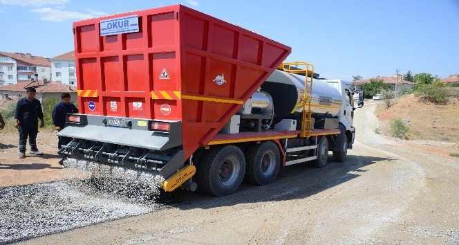 Belediye, Kombi Asfalt Serim Aracı ile şehirde asfaltı olmayan sokak bırakmayacak