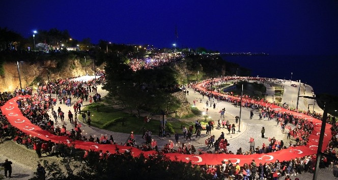 30 Ağustos’ta Edis konseri ve fener alayı düzenleniyor