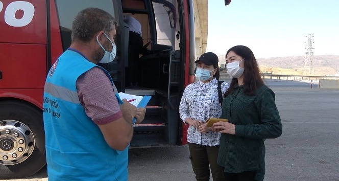 Riskli gruptaki iki kardeş otobüsle seyahat ederken yakalandı