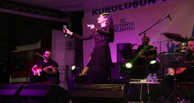 Kütahya’da Elif Buse Doğan konseri