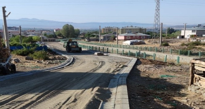 Bingöl Belediyesi üstyapı çalışmalarını sürdürüyor