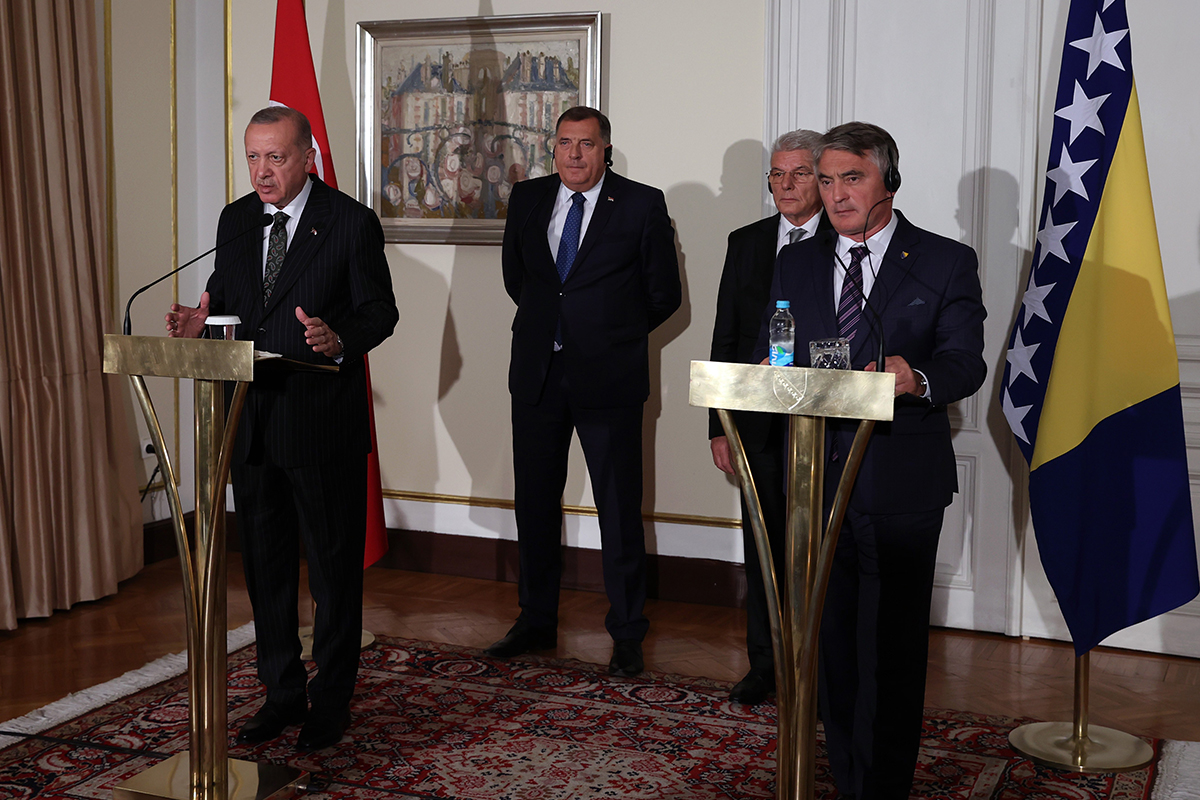 Cumhurbaşkanı Erdoğan: Afganistandaki sivillerimizi ülkemize taşıdık, tüm ekiplerimizi çektik
