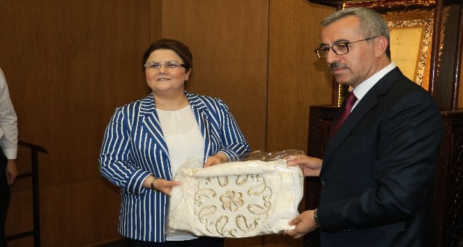 Bakan Yanık: “99’dan sonra çok afet oldu hatırlamıyoruz çünkü hemen müdahale edildi”