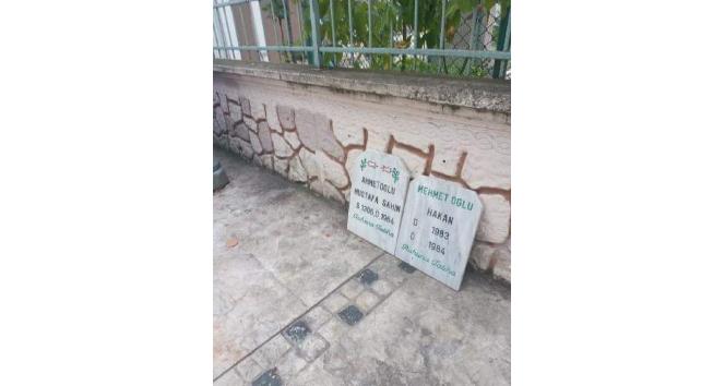 Mezar taşlarını çöpe attılar