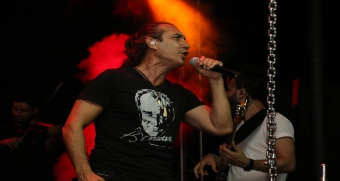 Kocaeli’de Kıraç rüzgarı esti