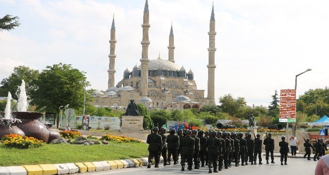 Edirne’de 30 Ağustos Zafer Bayramı töreni