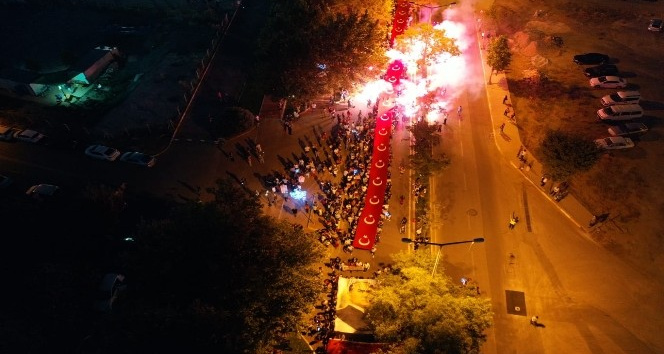 Merkezefendi büyük zaferin coşkusunu Athena ile yaşadı