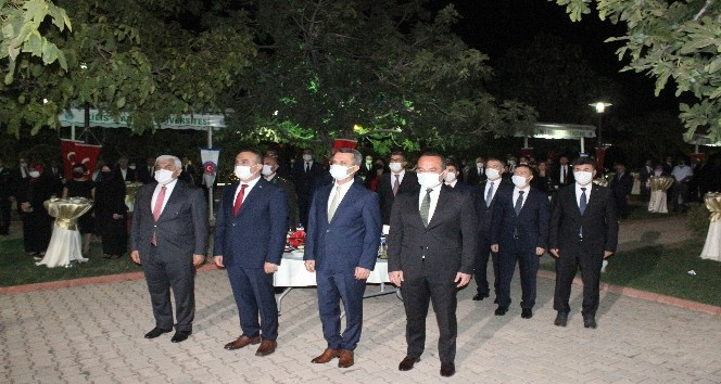 Kilis’te 30 Ağustos Zafer Bayramı resepsiyonu