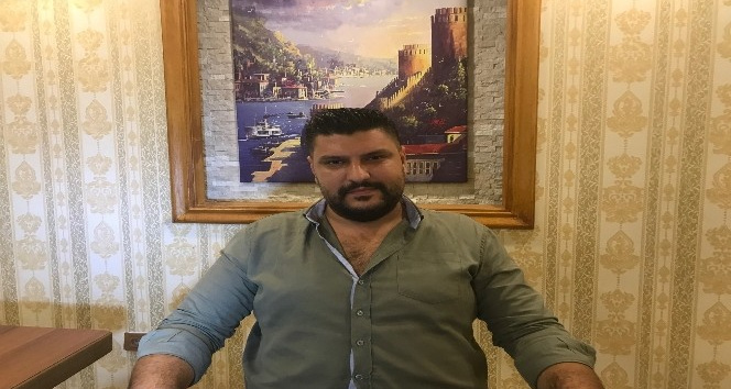 Adliye koridorlarından sahnelere