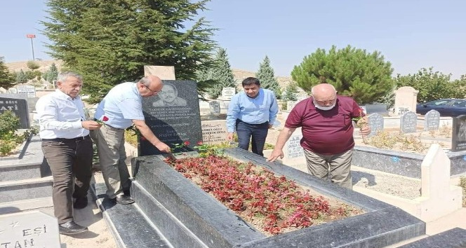Musa Eroğlu’ndan bozlak ustası Ertaş’a dua