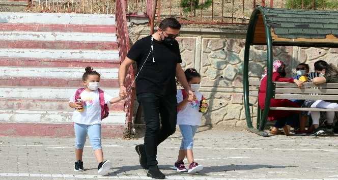 Yozgat’ta 10 bin 813 öğrenci uyum eğitimine başladı