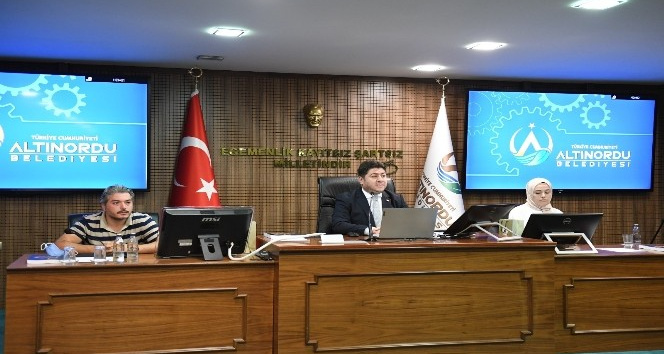 Başkan Tören: “Çalışmalarımızı tamamen öz kaynaklarımızla yerine getiriyoruz”