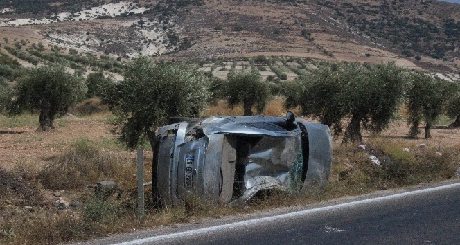 Otomobil şarampole yuvarlandı: 2 yaralı