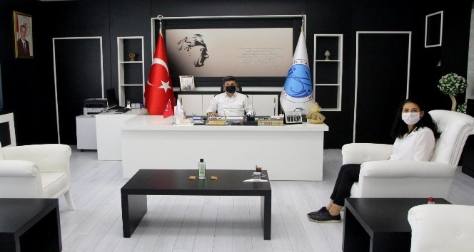 Aktif Yaşam Merkezi Müdürü Öztürk, Karacoşkun’la bir araya geldi