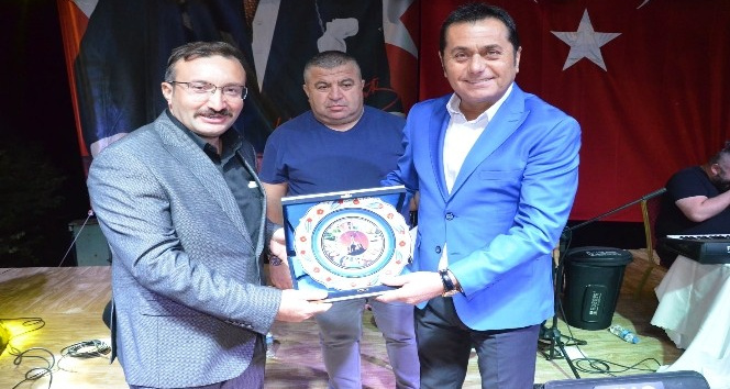 Emet’te Hasan Yılmaz konseri