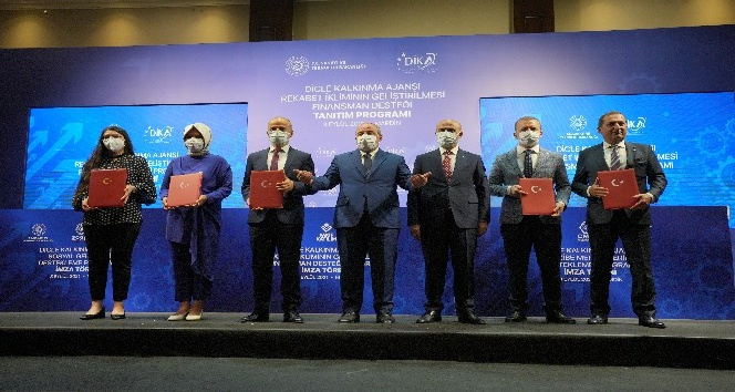 Sanayi ve Teknoloji Bakanı Varank: “Terörden temizlenmiş bu toprakları, karanlık günlere dönülmesine fırsat vermeyeceğiz"