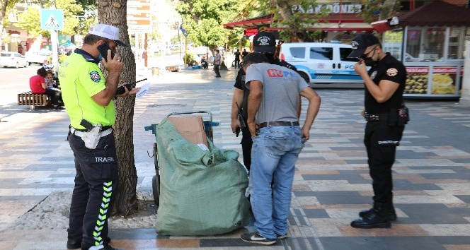 Kahramanmaraş’ta kayıp 10 bin dolar aranıyor