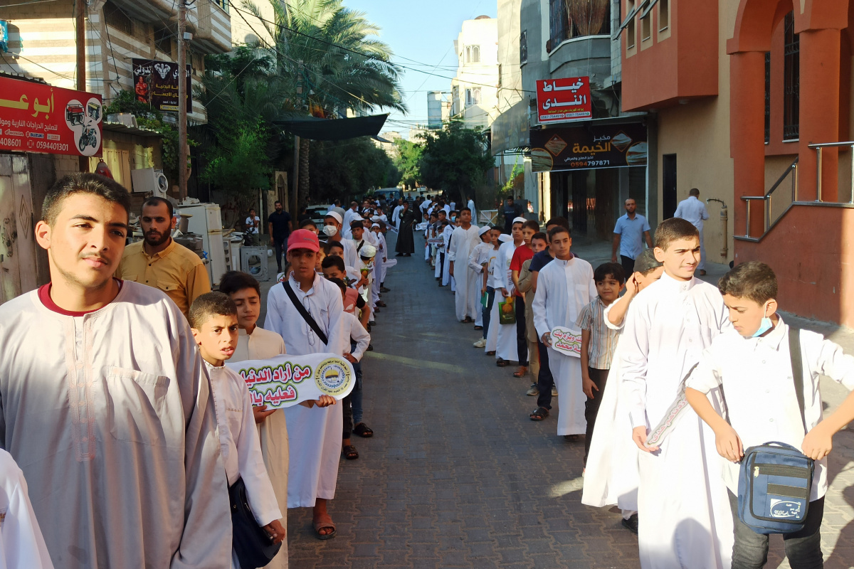 Gazze&#039;de 700 Filistinli çocuktan Kur&#039;an-ı Kerim yürüyüşü